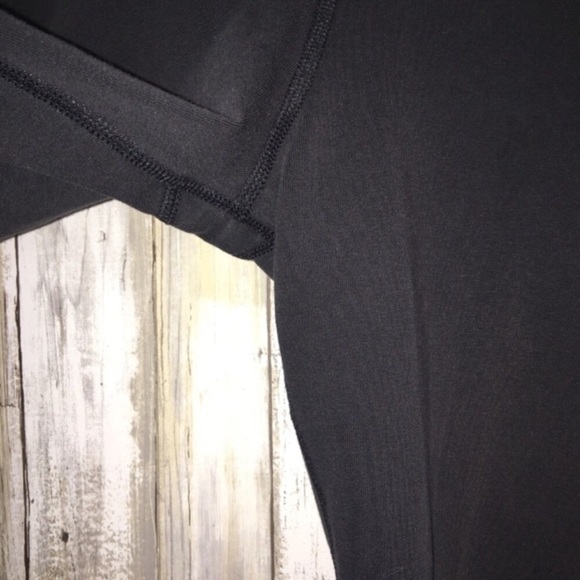 Nike Black Cropped Athletic Pants - Picture 3 of 5